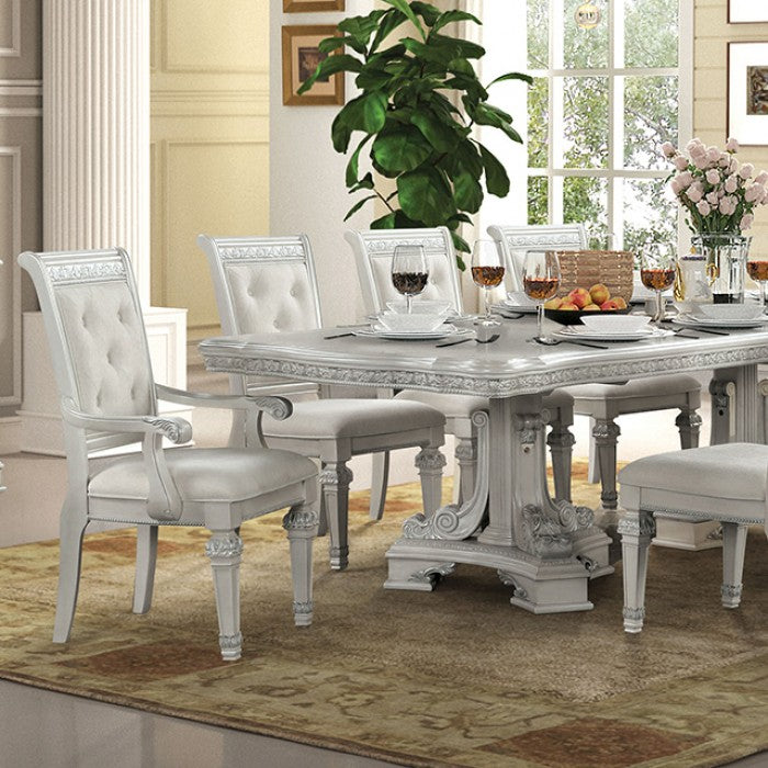 Stella Mia - full dining room